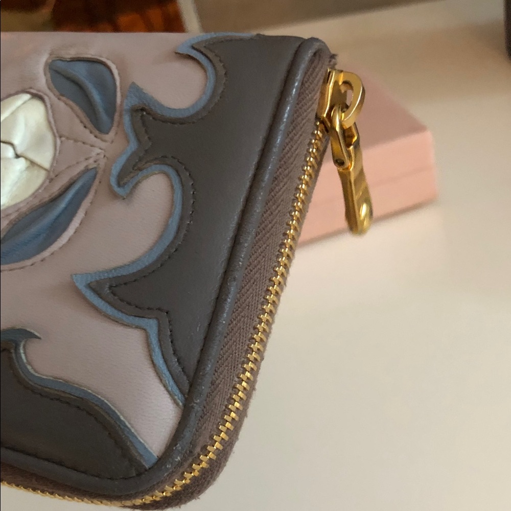 Miu Miu Floral Appliqué Zip Wallet - Picture 3 of 8